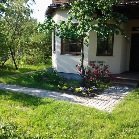 Boutigue City House With Terrace And Garden Free Parking Riga Exterior foto
