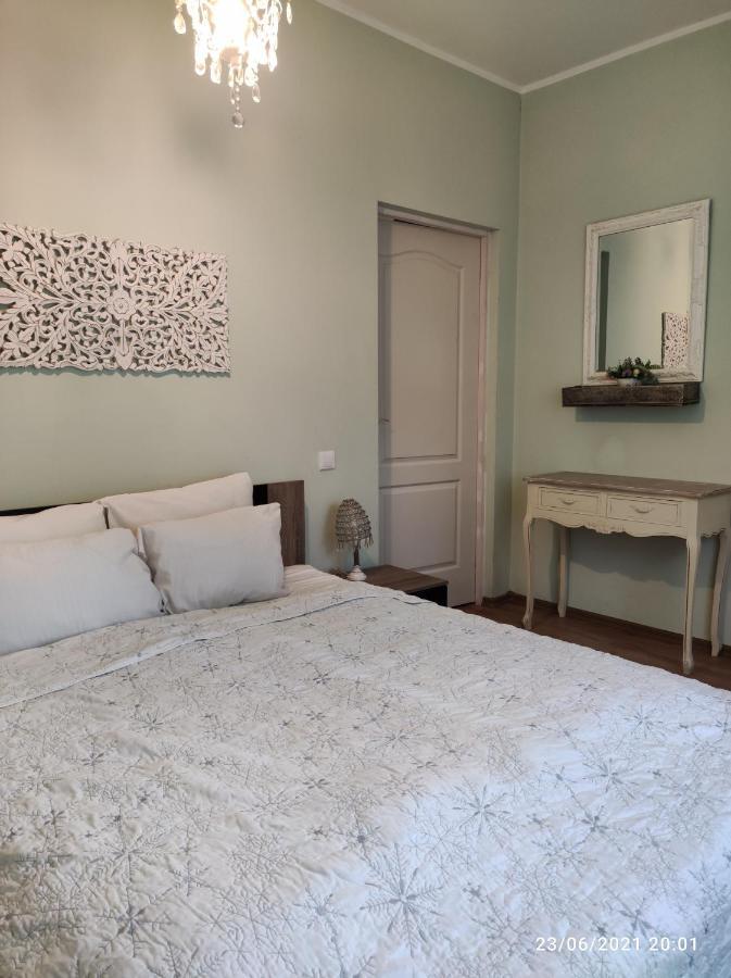 Boutigue City House With Terrace And Garden Free Parking Riga Exterior foto